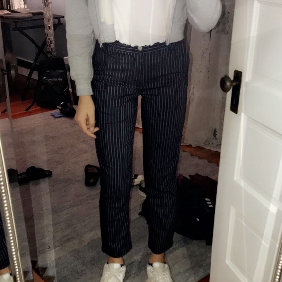 BRANDY MELVILLE STRIPED NAVY PANTS - Picture 7 of 7
